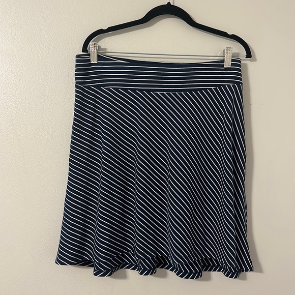 Columbia Reel Beauty III Skirt Navy & White Stripes Size Medium Coastal - Picture 1 of 6
